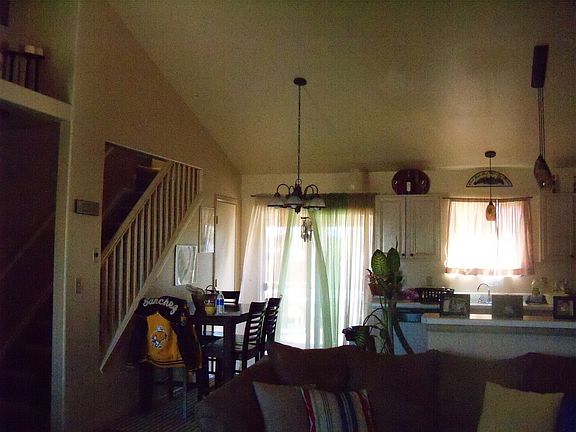 Living room to Dining Room