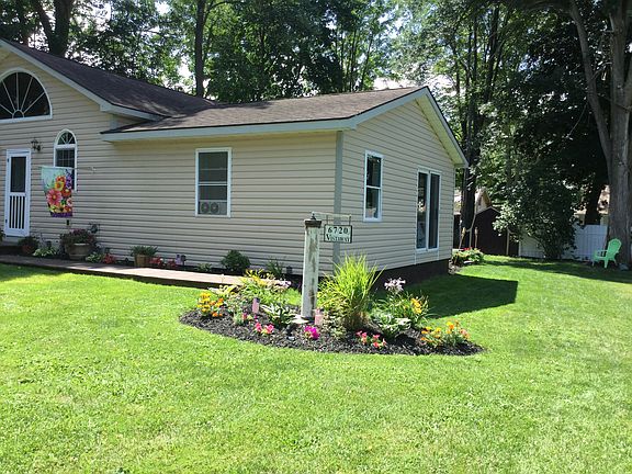 2nd image of 6720450 Vista Way