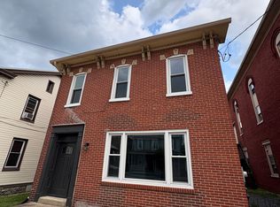 236 & 238 N Baltimore Ave, Mount Holly Springs, PA 17065