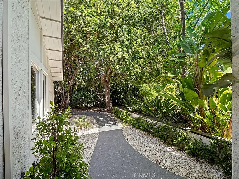 19581 Braewood Dr — Photo 25
