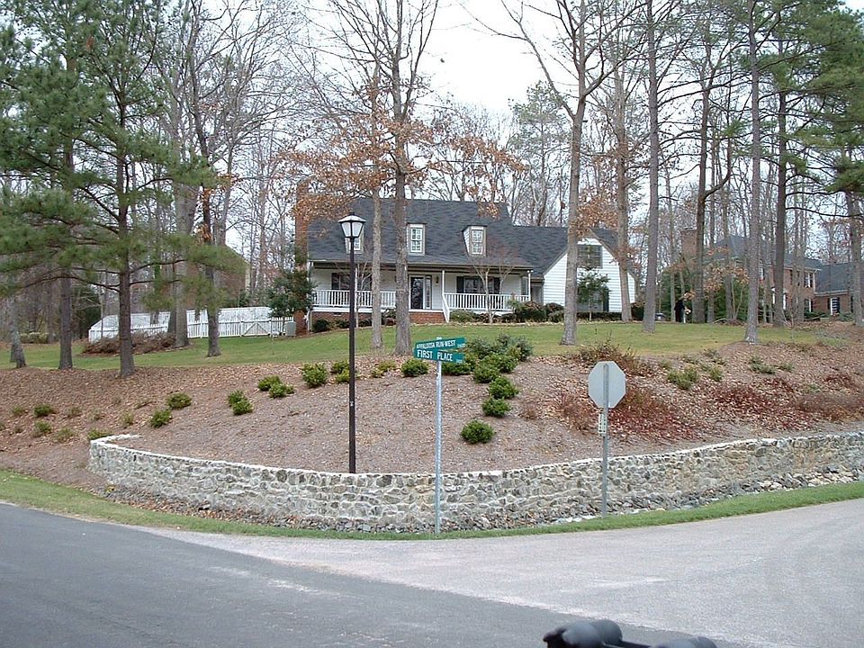 Large corner lot