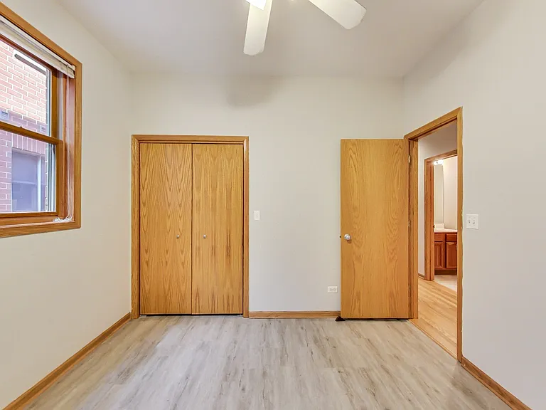 2042 W Pierce Ave #3 — Photo 6