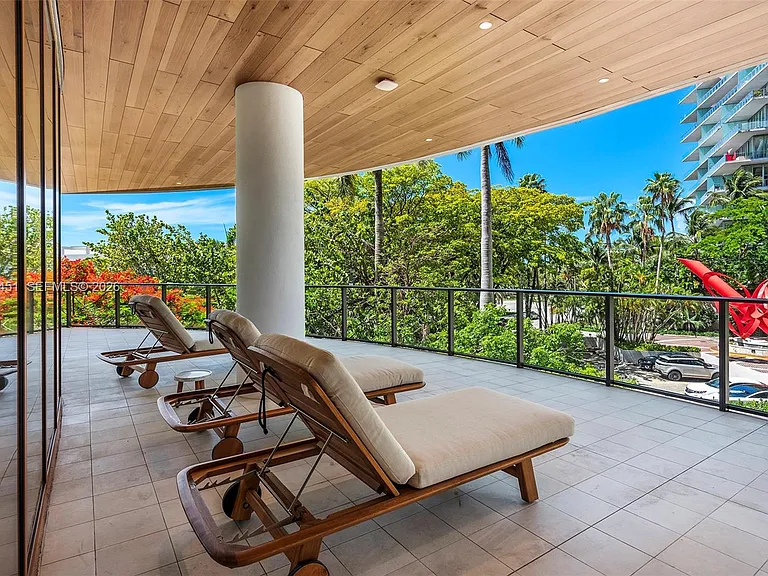 2655 S Bayshore Dr #1906 — Photo 46
