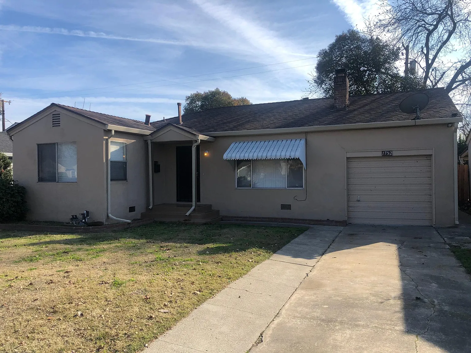 1752 W Country Club Blvd photo 1