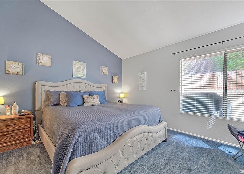 Master suite with EnSuite overlooks beautiful backyard.
