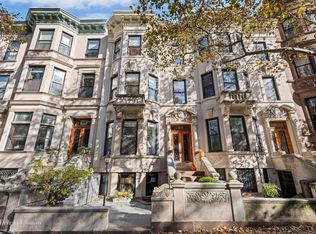 555 1st St, Brooklyn, NY 11215