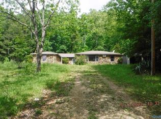 860 Conservation Lake Rd, Gallant, AL 35972