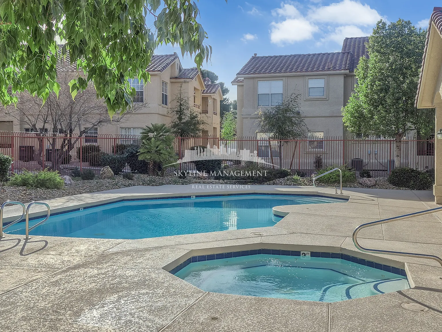 520 Arrowhead Trail - 422 — Photo 2