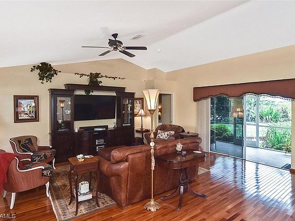 4th image of 518 NE 19th Pl