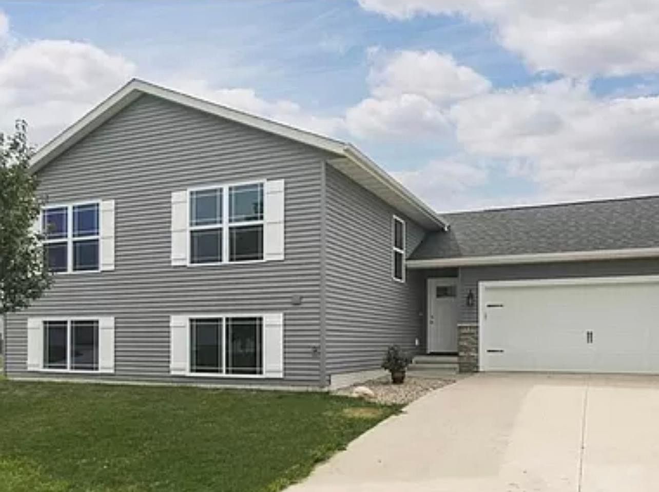 5730 Hertz Dr, Marion, IA 52302 Zillow