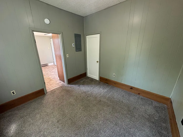 506 N Grand Ave — Photo 15