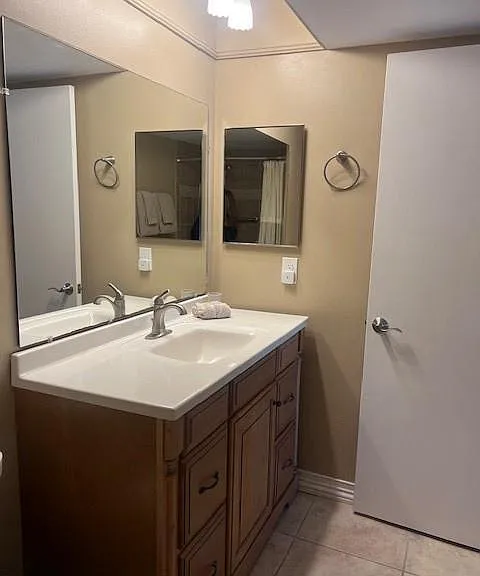 800 Meadowland Dr #H — Photo 17