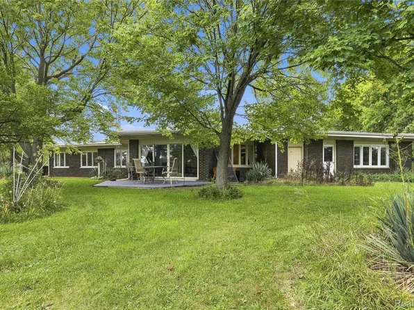 7386 Dean Rd, Fenton, MI 48430