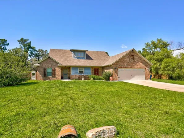 16659 SE 29th St, Choctaw, OK 73020