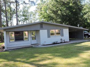 206 Magnolia Dr, Adel, GA 31620