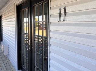 133 Armada Blvd APT 11, Raceland, KY 41169