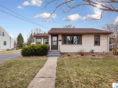 1235 E Main St, Mankato, MN, 56001
