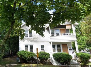 64 Lester St, Springfield, MA 01108