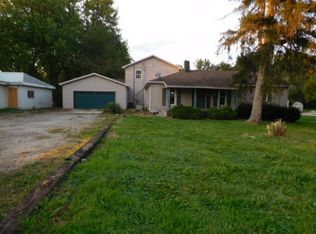 10451 E 1680 North Rd, Oakwood, IL 61858