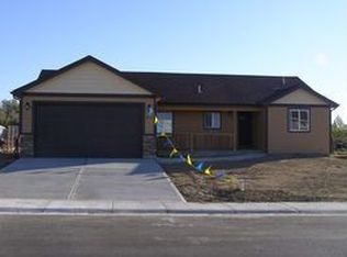 4911 Rimrock Dr, Bar Nunn, WY 82604