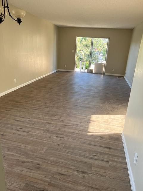 1st image of 333 NW 17th Ct APT 210