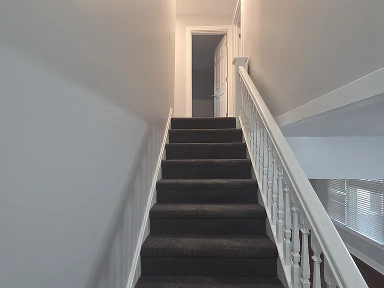 3621 N Kenwood Ave — Photo 15