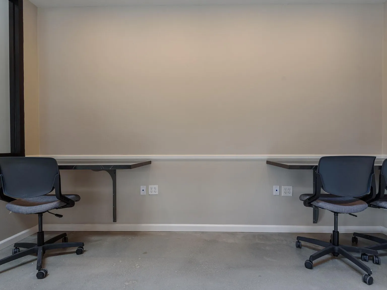 Motor City Apartments — Photo 2