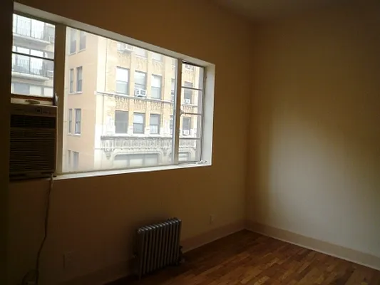 Rented by Friedman Roth Realty | media 24