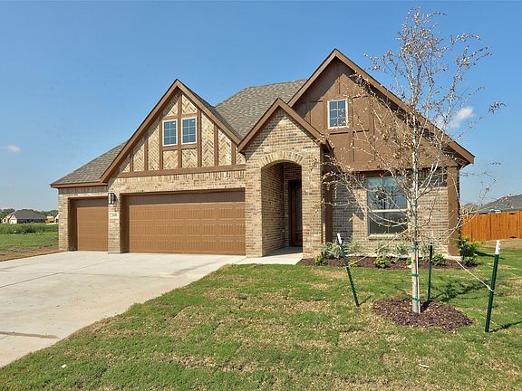 4th image of 208 Pennington Rd