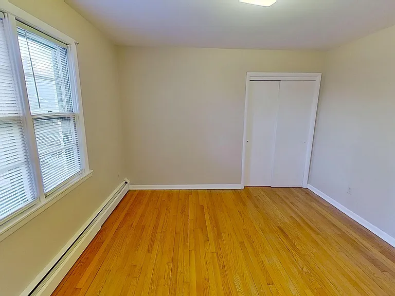 420 Delaware Ave #5 — Photo 6