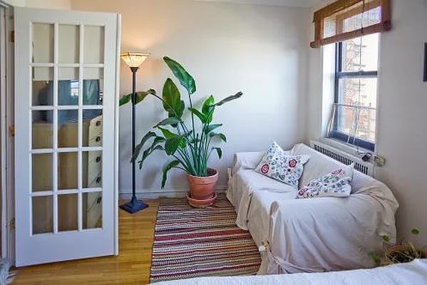 Sold by Fillmore | media 18