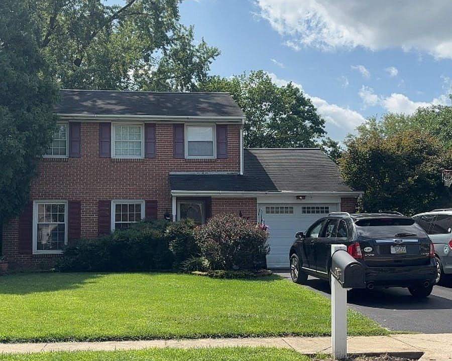 1st image of 406 Parkwynne Rd