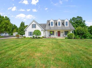 25476 Buena Vista Rd, Rockbridge, OH 43149