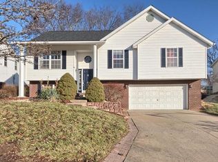 35 Windermere Dr, Glen Carbon, IL