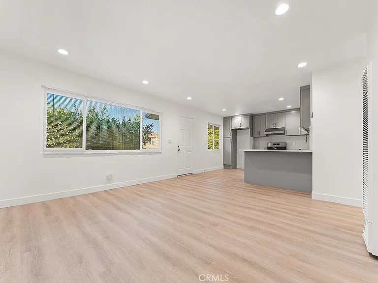 308 S Laurel St #308C — Photo 1