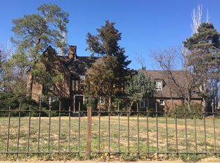 1402 W 11th St, Plainview, TX 79072