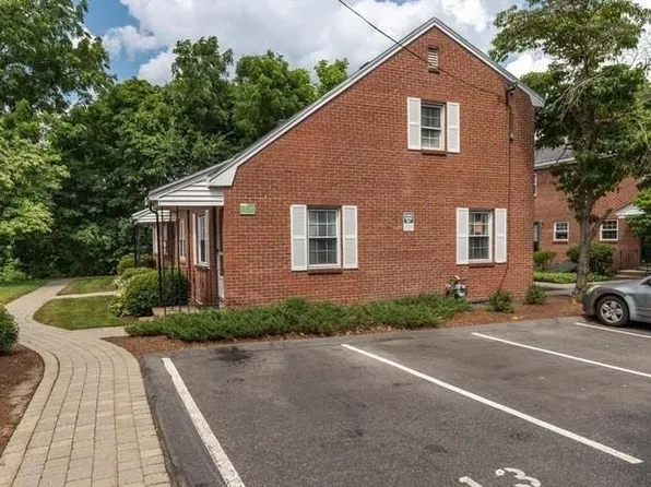 33 Charlesbank Rd Unit 33, Newton, MA 02458