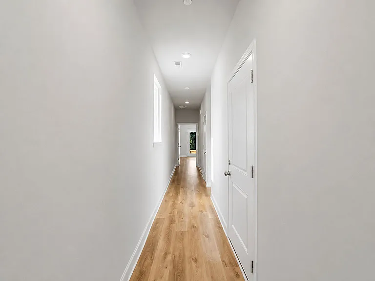 339 Gray Dr — Photo 3