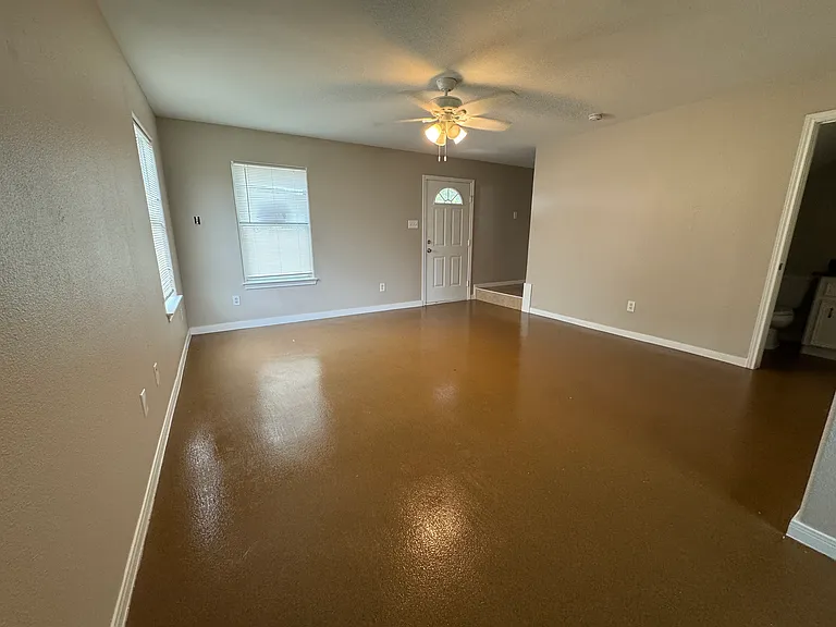 303 E John Alber Rd #B — Photo 9