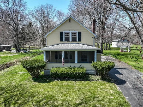 5367 Tonawanda Creek Rd, North Tonawanda, NY 14120