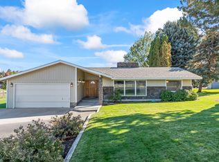 965 NE Brown Dr, Madras, OR 97741