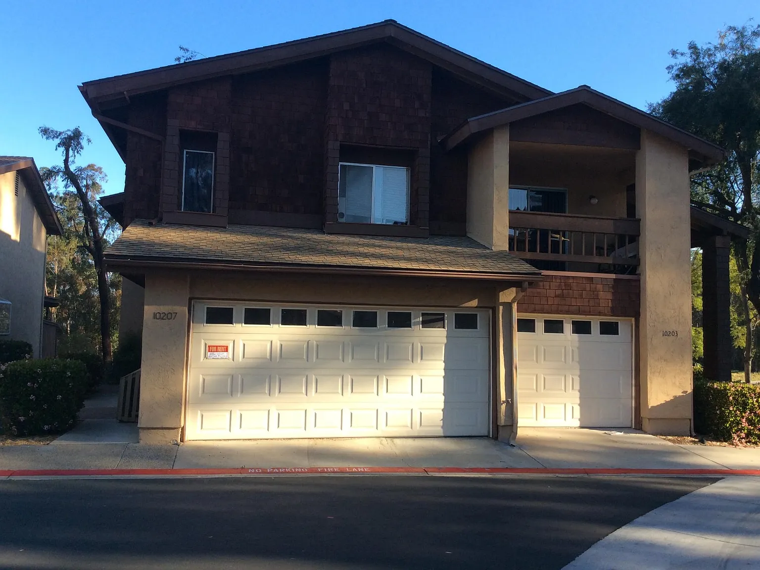4 bed, 2.5 bath, 1763 sqft, $3,800 — Photo 1
