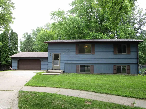 229 Law Ave, Iowa Falls, IA 50126