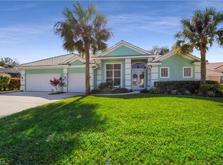 11720 Pinewood Lakes Dr, Fort Myers, FL 33913