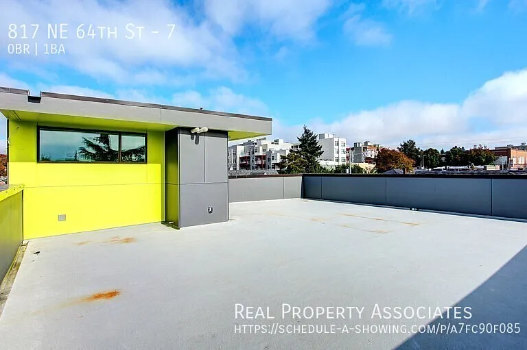 817 NE 64th St #7 — Photo 8