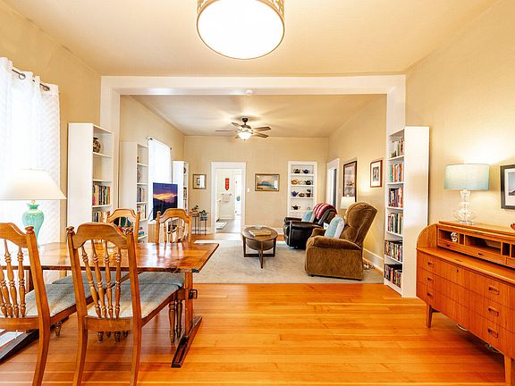 4th image of 236 N Burritt Ave