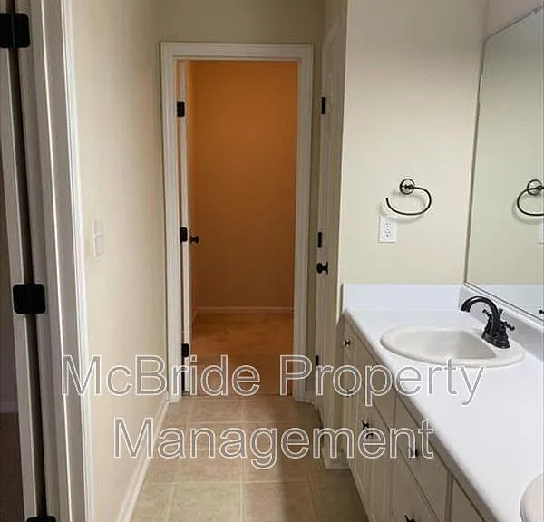 429 Snead Way — Photo 5