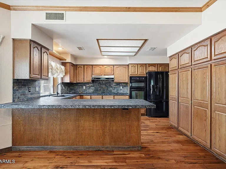 2157 E Alameda Dr — Photo 13