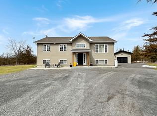 2073 Shannon Rd, Tyendinaga, ON K0K 3A0