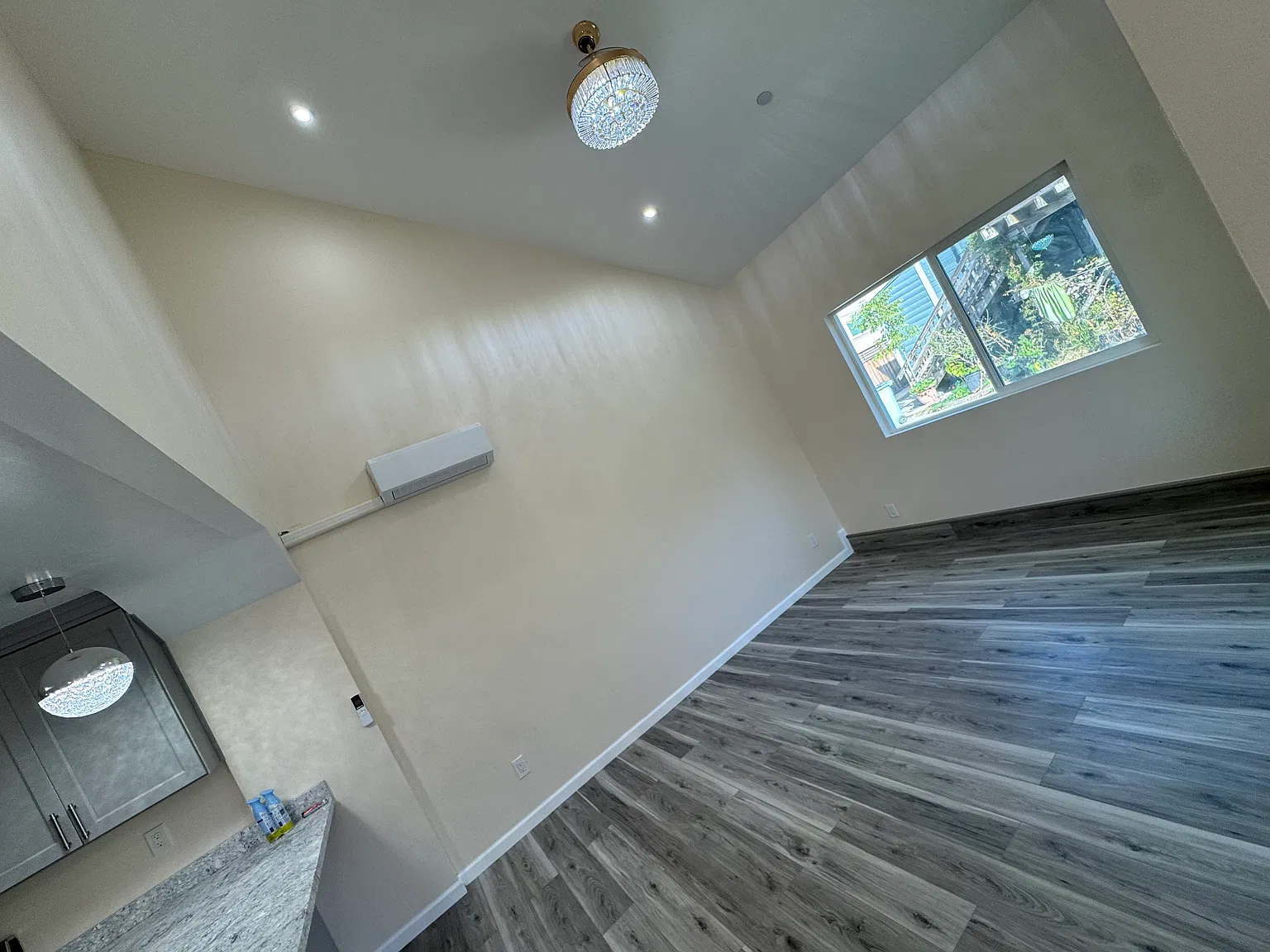 3 bed, $3,999 — Photo 4